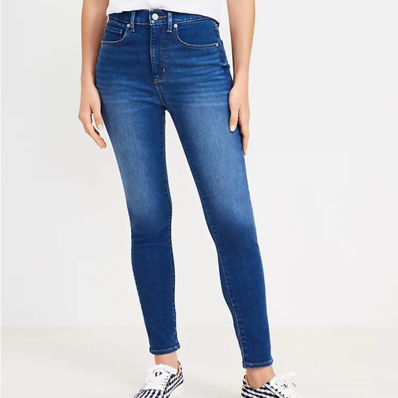 Loft Petite High Rise Skinny Jeans in Bright Mid Indigo Wash - Picture 2 of 3